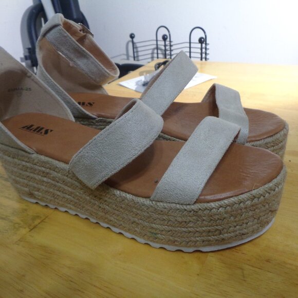 AWS Wedge Sz 11 NWOT - Picture 5 of 8